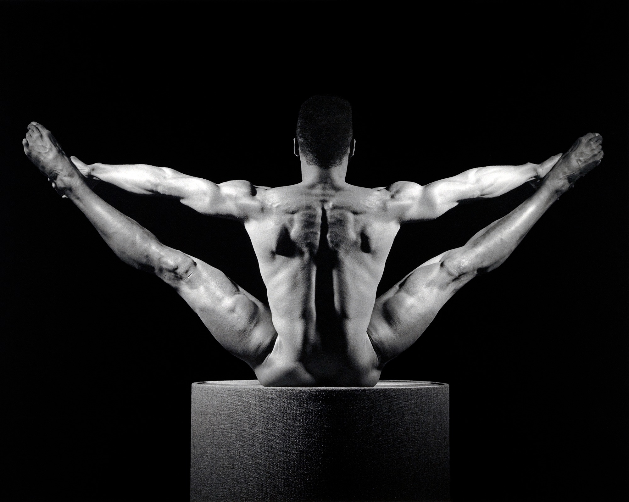 《Derrick Cross》